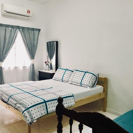 Bukit Katil Indah Homestay 말라카 외부 사진
